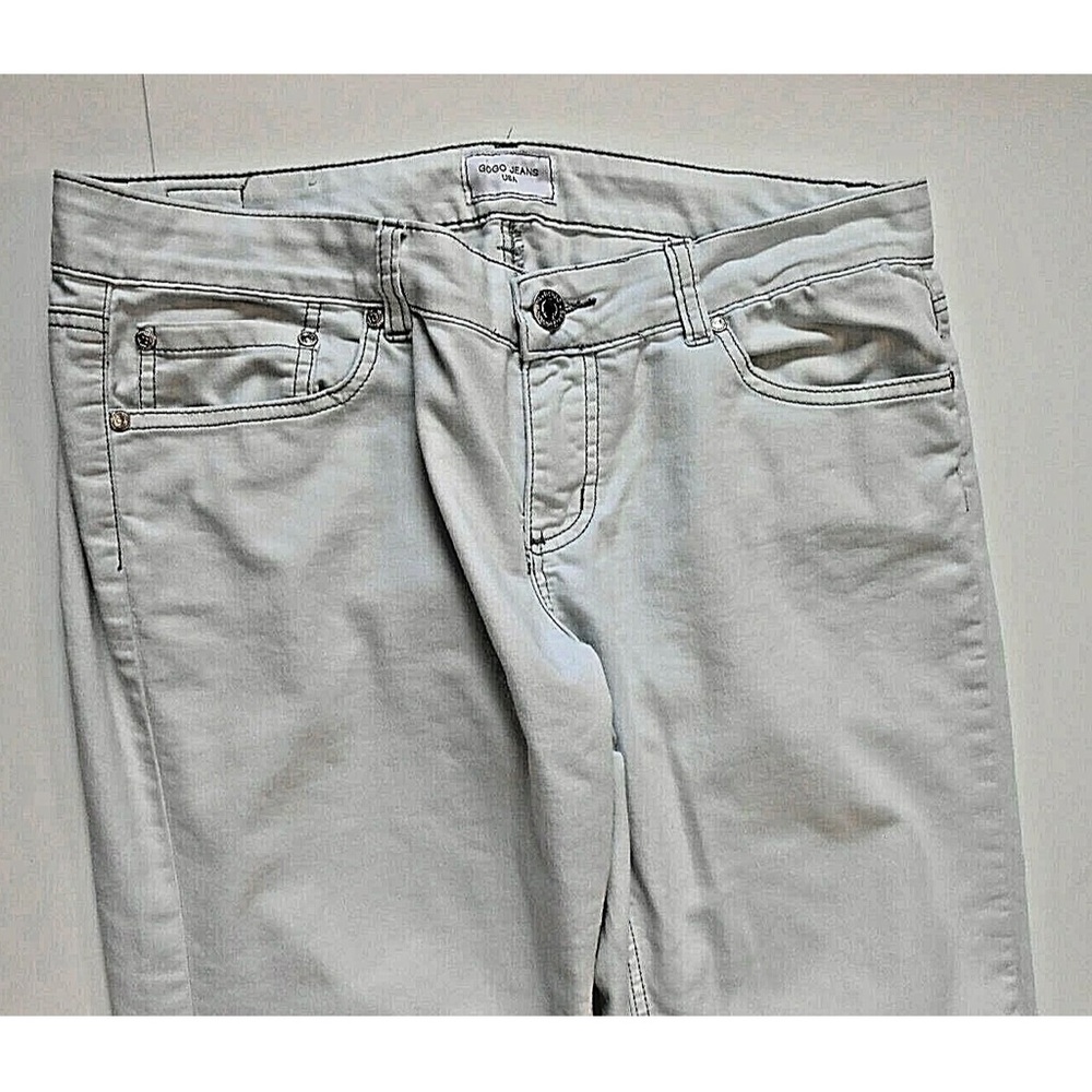 GOGO JEANS Woman's 1-Button Pants Size 11 Mid Rise Waist 34 Inseam 27 Light Blue